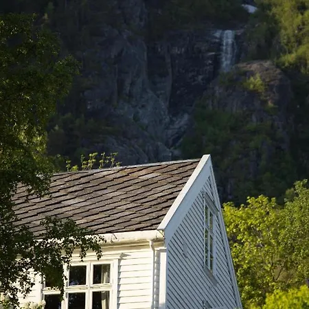 ホテル Aak Åndalsnes