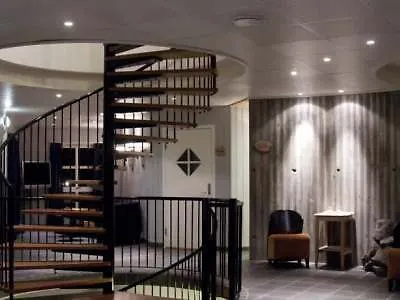 Aak Hotel